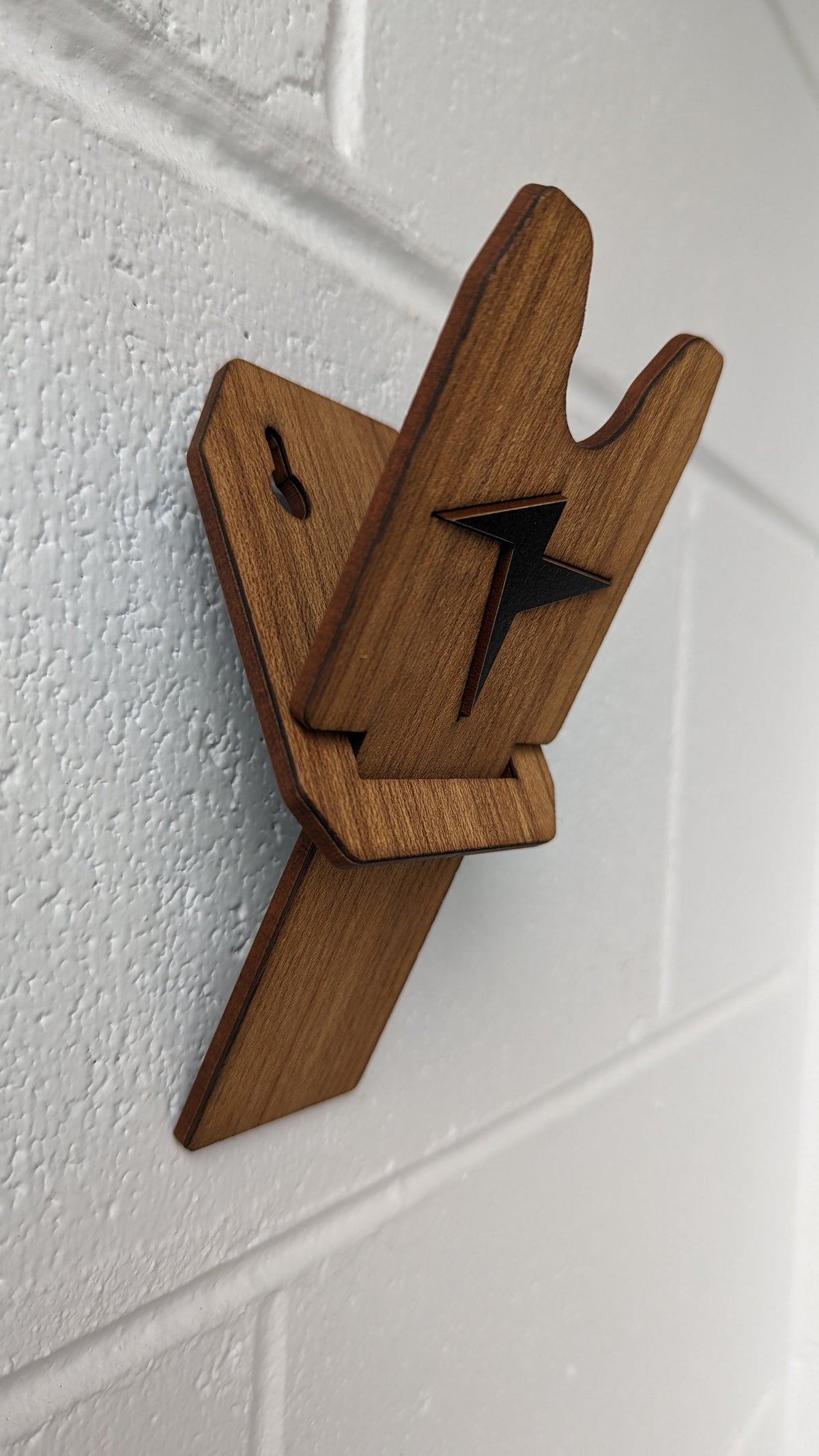 Teaken Wall mount